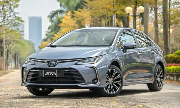 Toyota Altis 2022