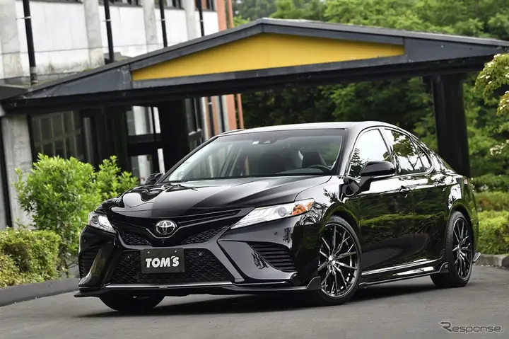 Toyota Camry 2019