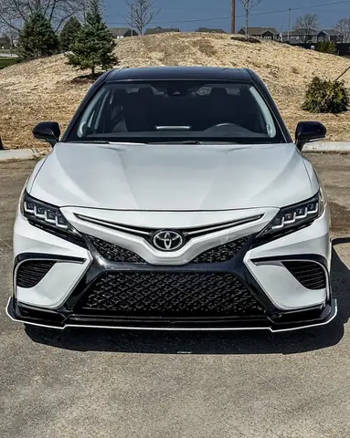 Toyota Camry Front