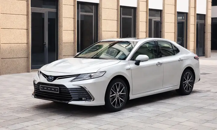 Toyota Camry Hybrid