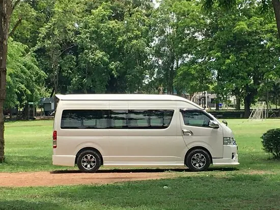 Toyota Commuter