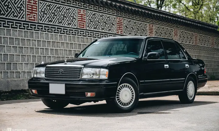 Toyota Crown 1998