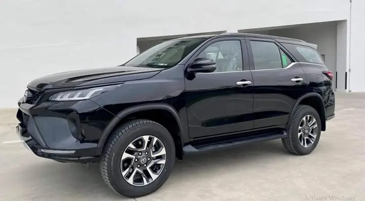 Toyota Fortuner 2.7
