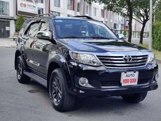 Toyota Fortuner 2014