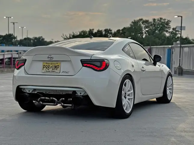 Toyota Frs