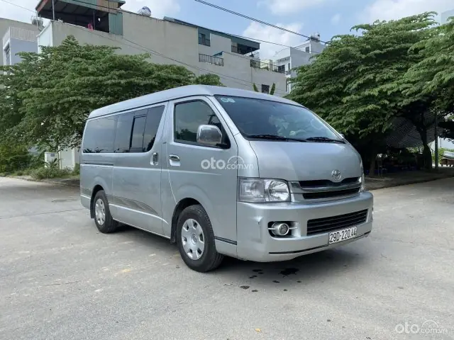 Toyota Hiace 2010