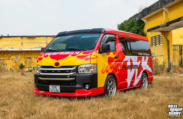 Toyota Hiace Vietnam
