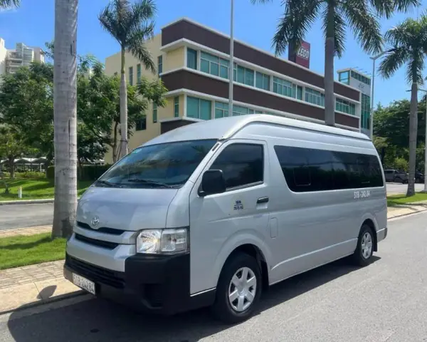 Toyota Hiace Vietnam