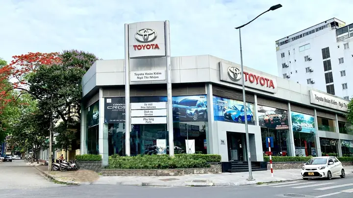 Toyota Hoàn Kiếm