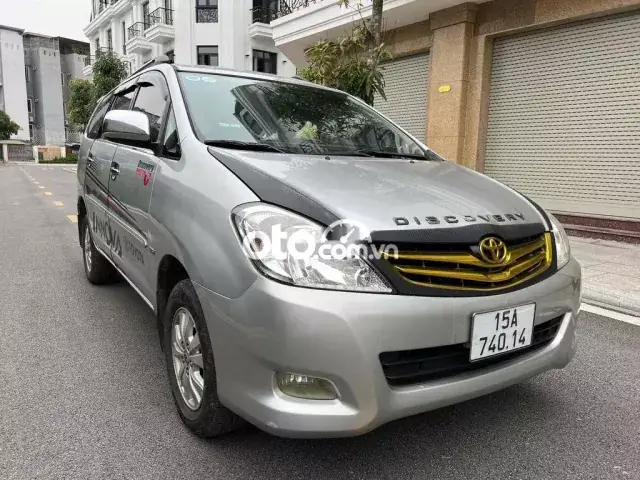 Toyota Innova 2010