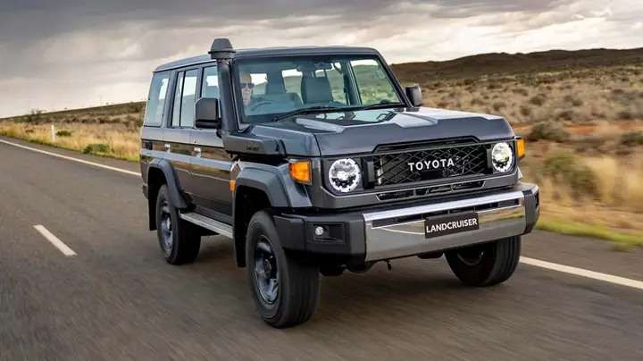 Toyota J70