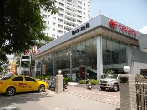 Toyota Láng Hạ