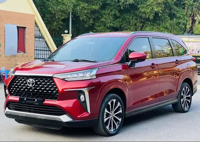 Toyota Màu Đỏ