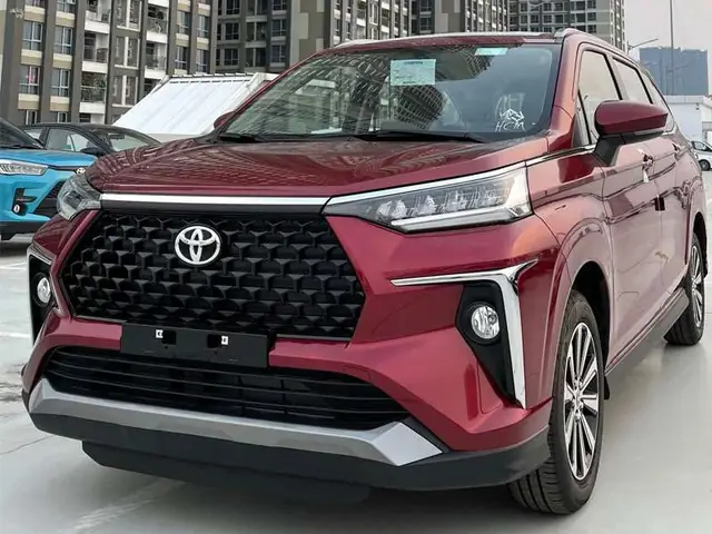 Toyota Màu Đỏ