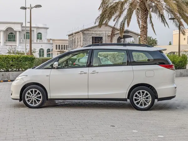 Toyota Previa 2018