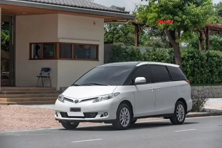 Toyota Previa 2020