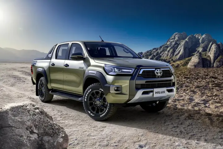 Toyota Revo