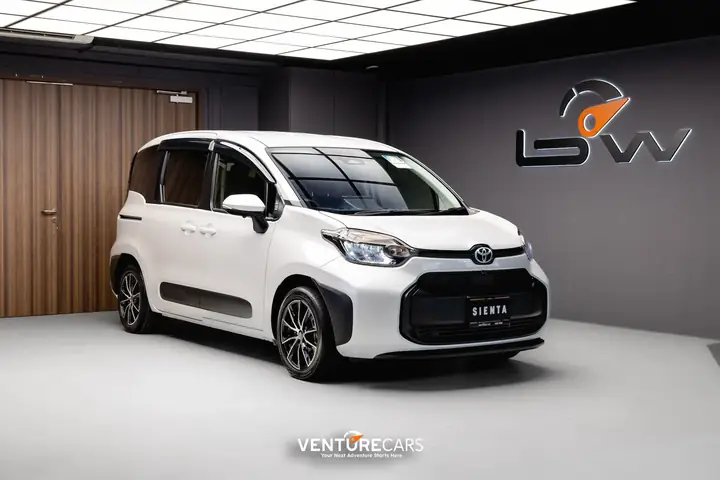 Toyota Sienta Toyota Sienta