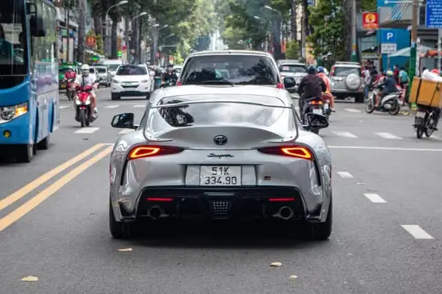Toyota Supra Giá