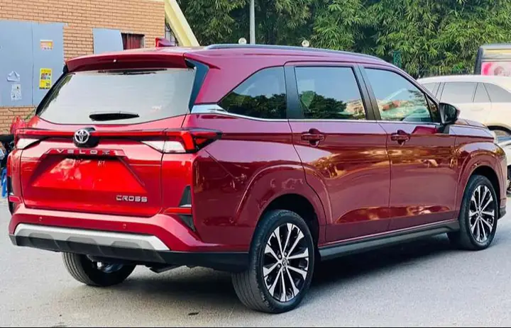 Toyota Veloz Cross