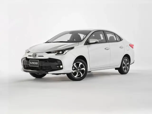 Toyota Vios Trắng