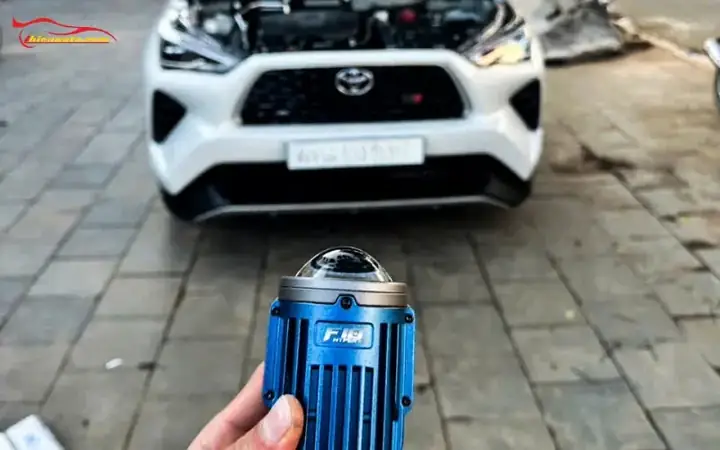 Toyota Yaris 2.0