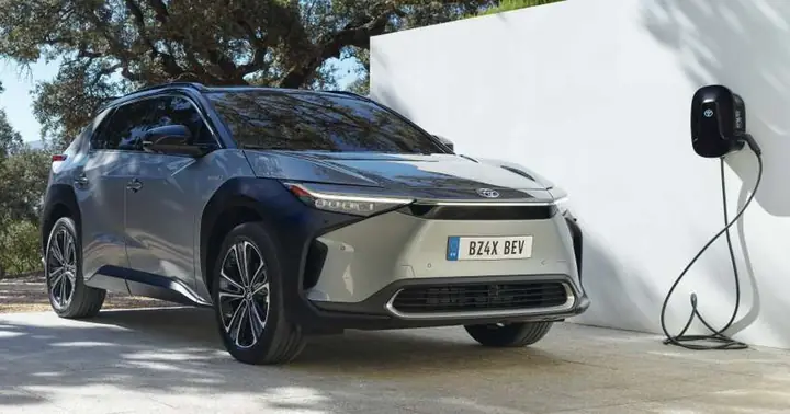 Xe Điện Toyota