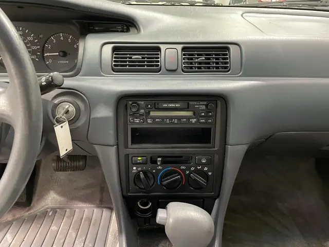 1998 Toyota Camry Interior