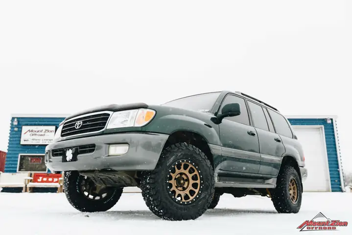 2000 Toyota Land Cruiser 100 Series 2000 Toyota Land Cruiser 100 Series