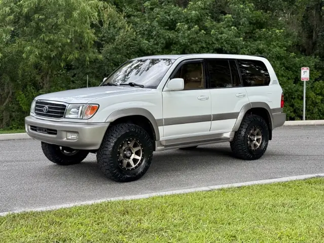 2000 Toyota Land Cruiser 100 Series
