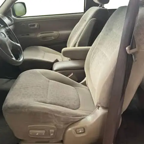 2003 Toyota Tundra Seats