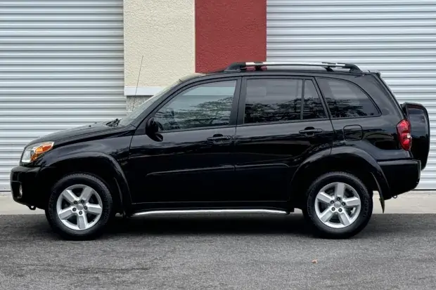 2004 Toyota Rav4 L