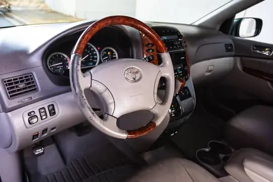 2004 Toyota Sienna Interior