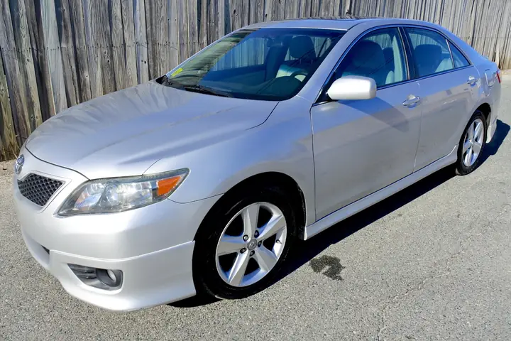 2010 Toyota Camry V6 2010 Toyota Camry V6