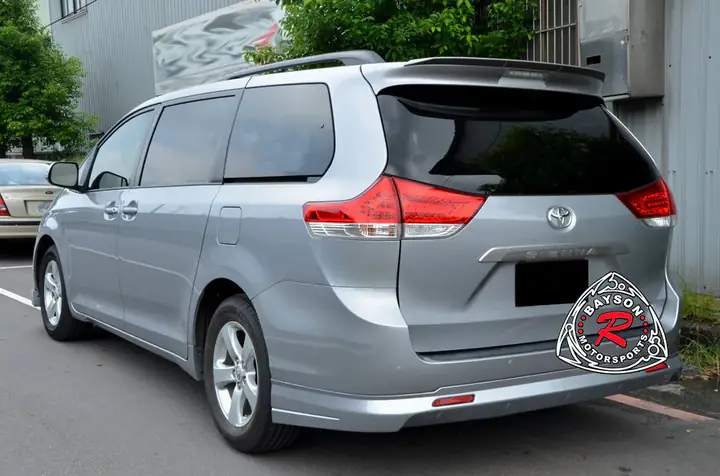 2011 Toyota Sienna Se