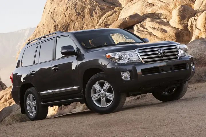 2013 Toyota Land Cruiser Towing Capacity