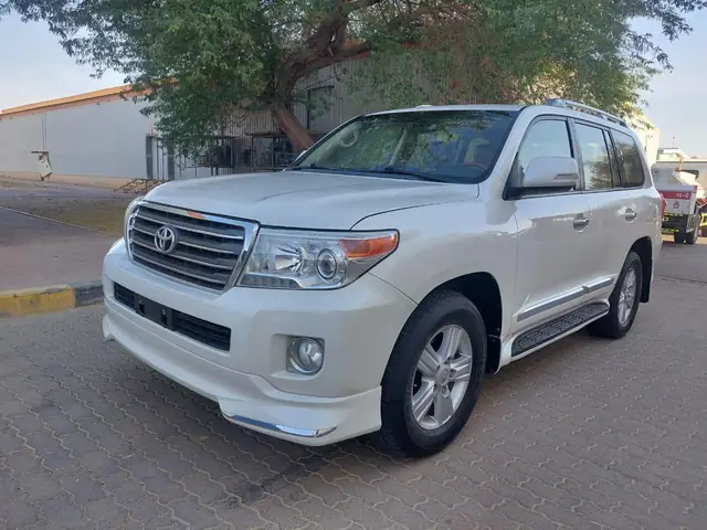 2014 Toyota Land Cruiser
