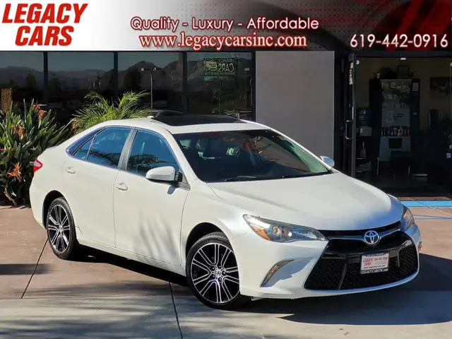 2016 Toyota Camry Interior