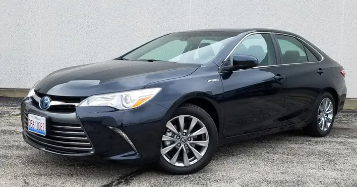 2017 Toyota Camry Hybrid