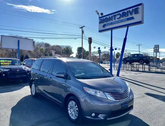 2017 Toyota Sienna Xle 2017 Toyota Sienna Xle