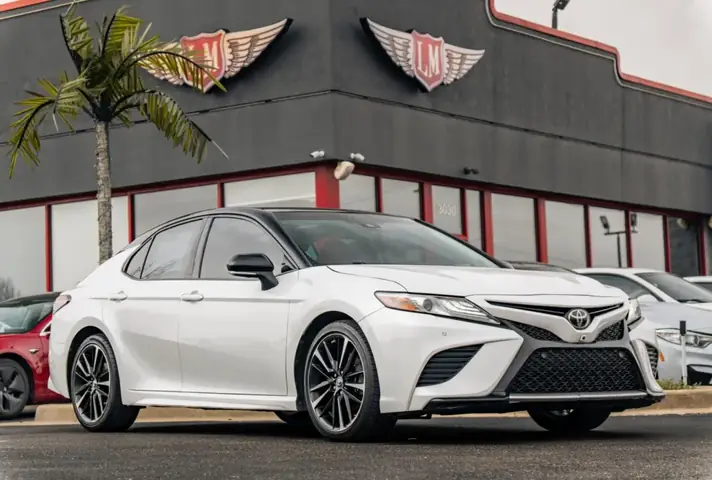 2018 Toyota Camry V6