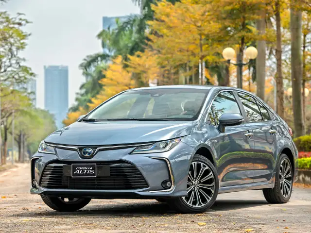 Bán Toyota Corolla Altis