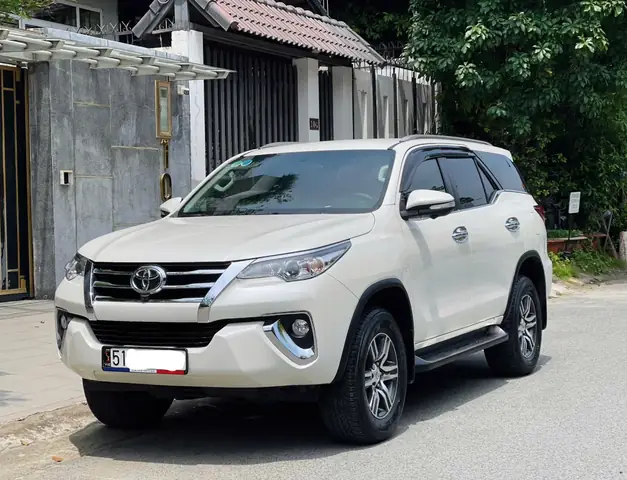 Bán Toyota Fortuner 2017