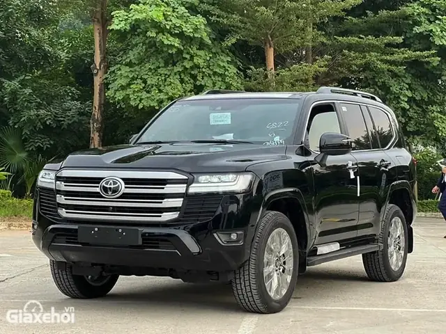 Ban Toyota Land Cruiser Ban Toyota Land Cruiser