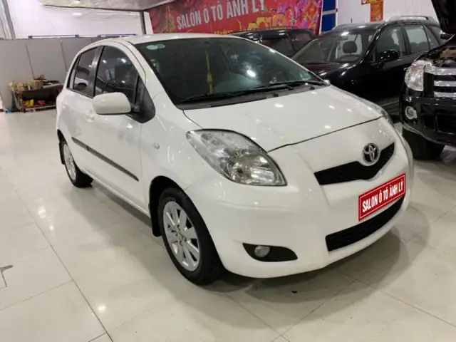 Bán Toyota Yaris 2010