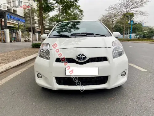 Bán Toyota Yaris 2013