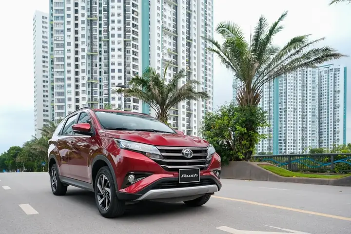 Cảm Nhận Toyota Rush