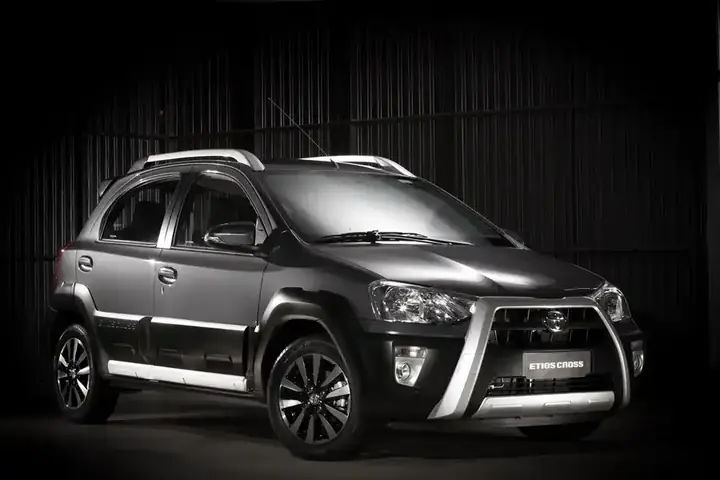 Carro Etios Toyota