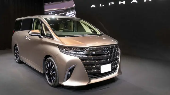 Chuyên Cơ Mặt Đất Của Toyota