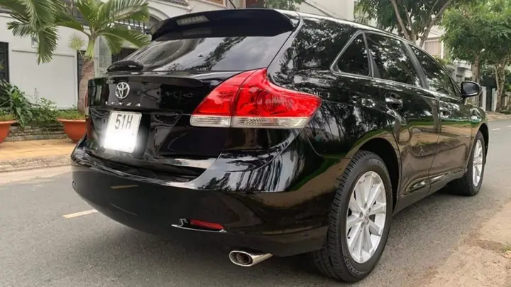 Có Nên Mua Toyota Venza Cũ